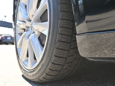 Used 2016 Lexus IS 300 AWD image 19