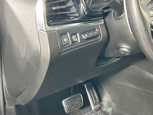 Used 2022 Cadillac XT6 Sport w/ Technology Package image 10