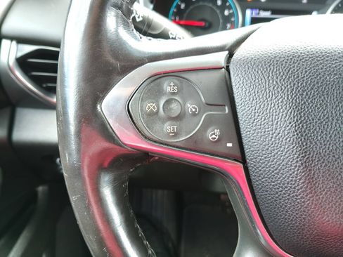 Used 2019 Chevrolet Traverse Premier FWD image 24