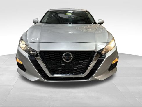 Used 2020 Nissan Altima 2.5 S FWD image 2