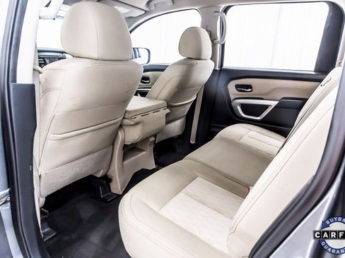 Used 2017 Nissan Titan SV image 32