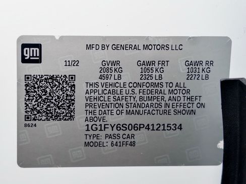 Used 2023 Chevrolet Bolt EUV LT w/ Comfort Package FWD image 23