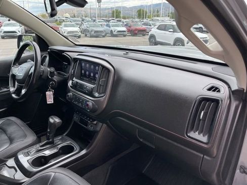Used 2020 GMC Canyon All Terrain w/ All Terrain X Package AWD/4WD image 18