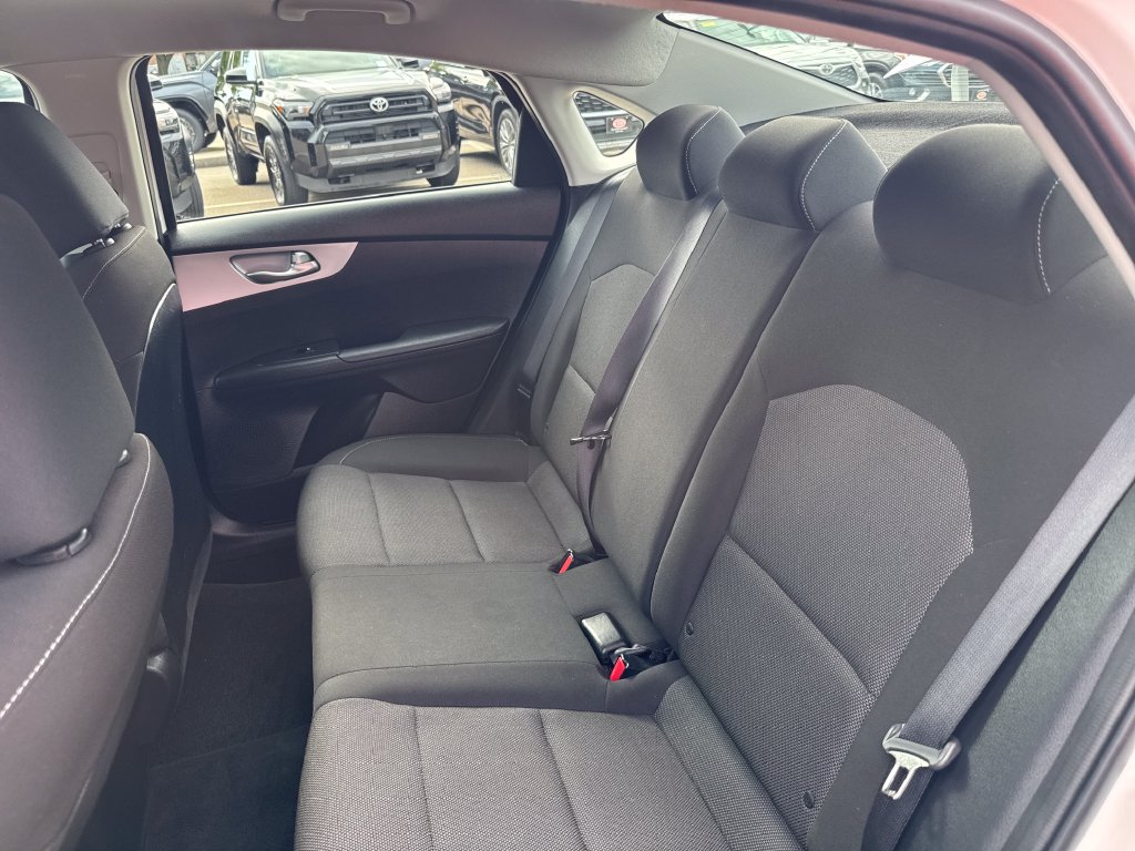 Used 2024 Kia Forte LXS w/ LXS Technology Package FWD image 34