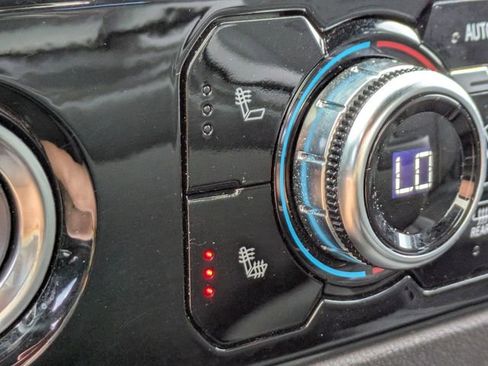 Used 2024 GMC Sierra 1500 Elevation image 23