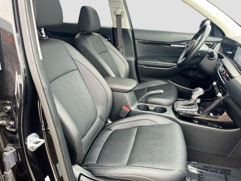 Used 2024 Kia Seltos EX AWD/4WD image 29