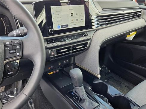 Certified 2025 Toyota Camry LE w/ Convenience Package image 14