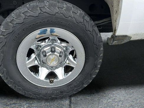 Used 2015 Chevrolet Silverado 1500 W/T RWD image 34