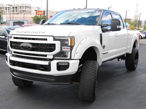 Used 2021 Ford F250 Lariat image 5
