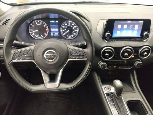 Used 2020 Nissan Sentra S FWD image 22