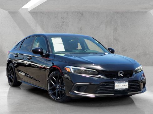 Used 2024 Honda Civic Sport image 2