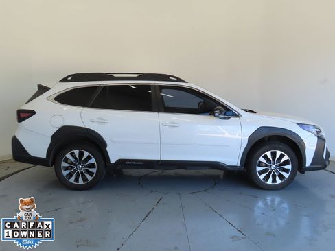Used 2024 Subaru Outback Limited image 2