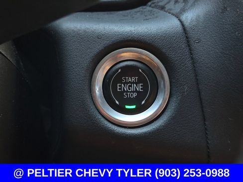 Used 2023 GMC Yukon SLT AWD/4WD image 30