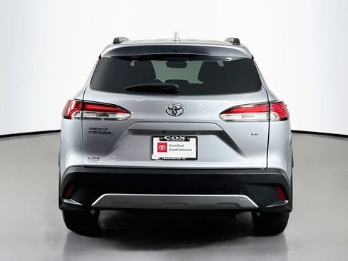 Used 2024 Toyota Corolla Cross LE FWD image 6