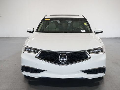 Used 2018 Acura TLX FWD image 2