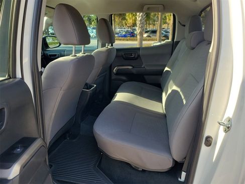 Used 2023 Toyota Tacoma SR5 w/ Technology Package image 10