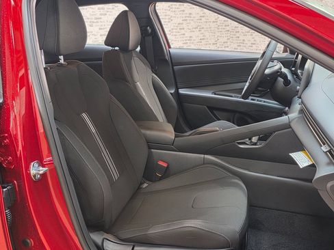 New 2026 Hyundai Elantra Sport image 12