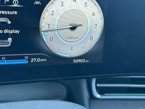Used 2025 Hyundai Elantra SEL FWD image 25