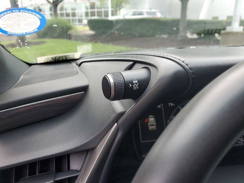 Used 2020 Lexus ES 350 w/ Premium Package FWD image 20