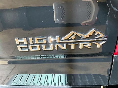 Used 2026 Chevrolet Silverado 1500 High Country AWD/4WD image 29
