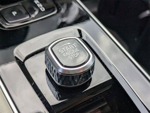 New 2026 Volvo XC90 T8 Ultra w/ Protection Package Premier image 42