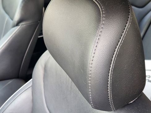 Certified 2021 Hyundai Santa Fe Limited image 12