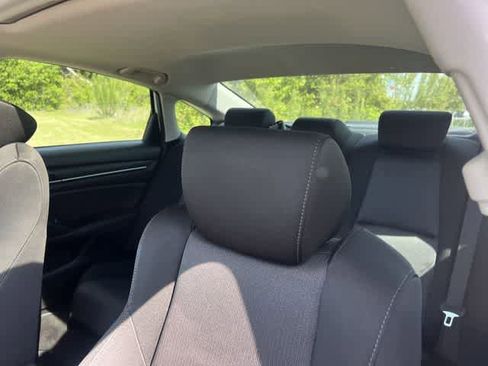 Certified 2019 Honda Accord EX image 25
