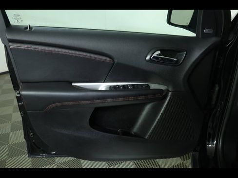 Used 2018 Dodge Journey GT w/ Nav & Sun Group image 24