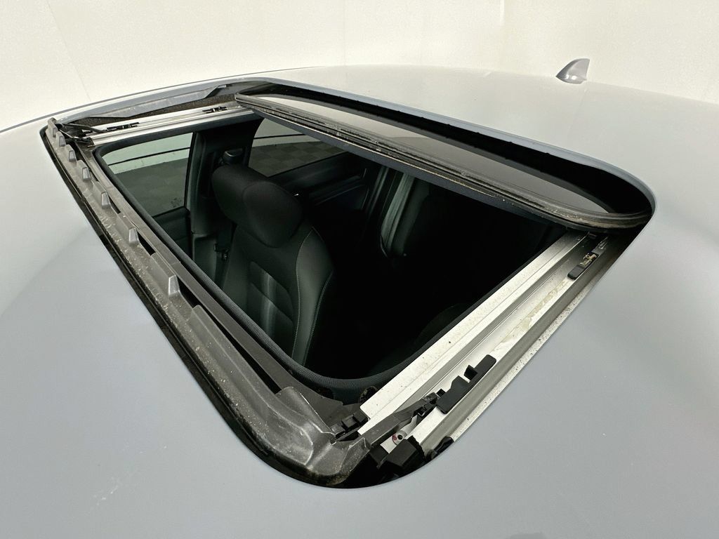 Used 2025 Honda Civic Sport image 21