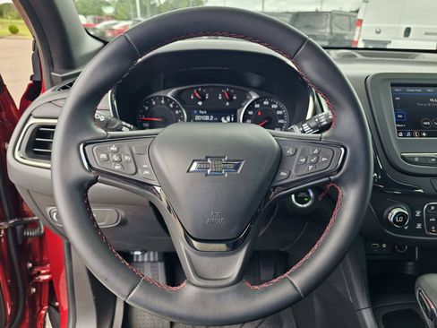 Used 2024 Chevrolet Equinox RS w/ LPO, Floor Liner Package FWD image 19
