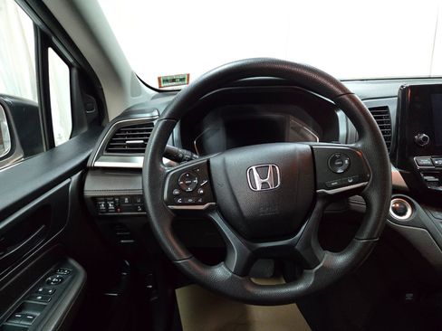 Used 2018 Honda Odyssey EX image 26