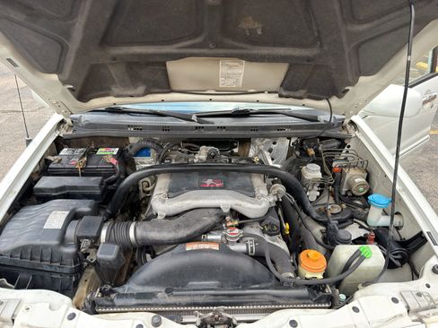 Used 2004 Suzuki XL7 4WD image 30