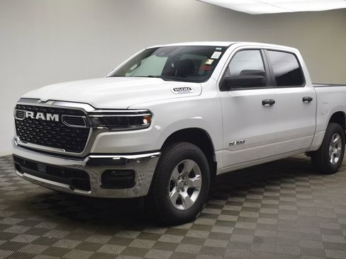 New 2026 RAM 1500 4x4 Crew Cab image 16
