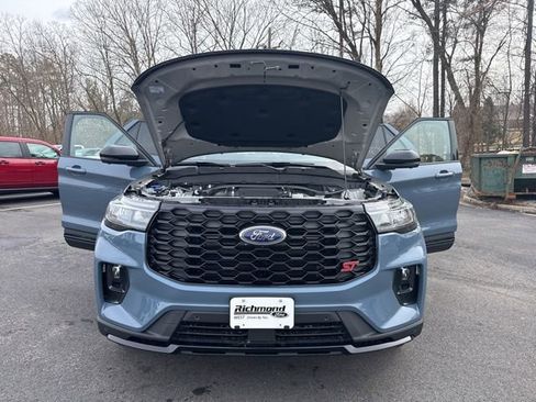 New 2026 Ford Explorer ST w/ Sun And Sound Package image 26