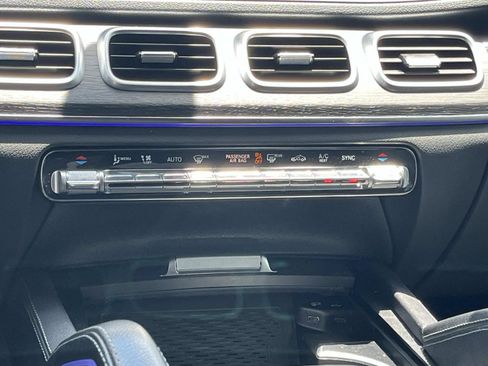 Certified 2023 Mercedes-Benz GLE 350 4MATIC w/ Premium Package image 17