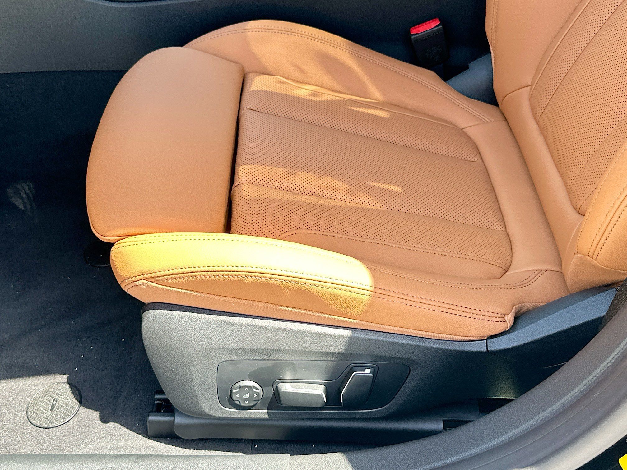Certified 2025 BMW i4 eDrive40 w/ Parking Assistance Package RWD image 19