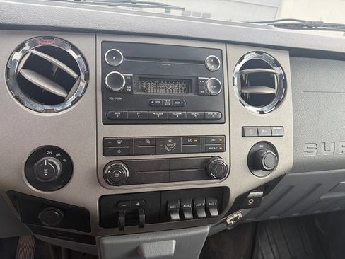 Used 2011 Ford F350 XLT w/ XLT Interior Pkg AWD/4WD image 13