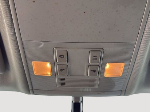 Used 2023 Volkswagen Taos S image 19