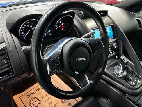 Used 2019 Jaguar F-TYPE Coupe image 9