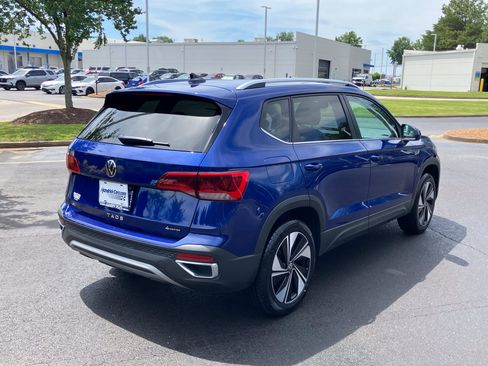 Used 2024 Volkswagen Taos SE AWD/4WD image 10