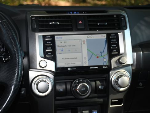 Certified 2024 Toyota 4Runner SR5 Premium image 17