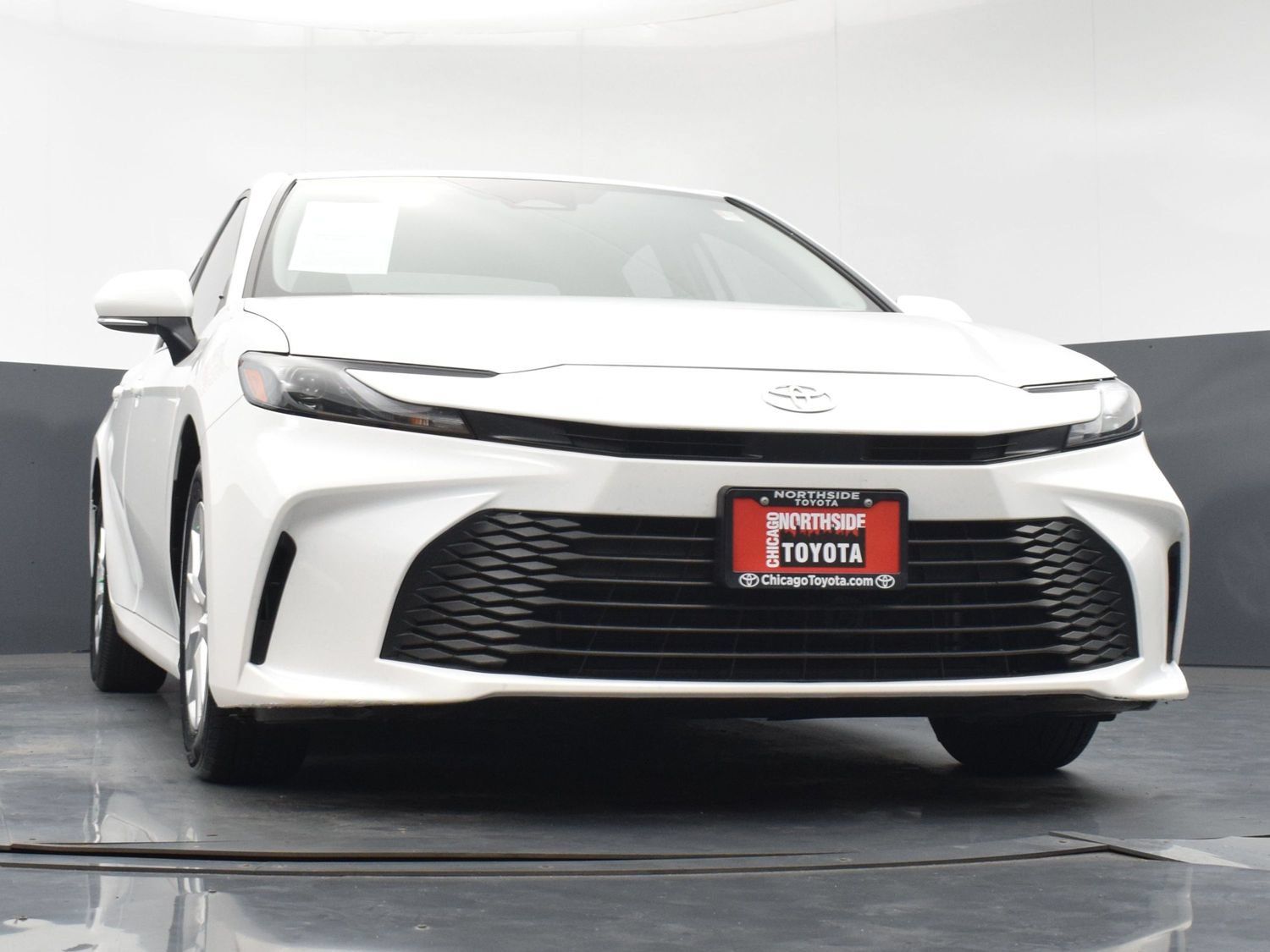 Used 2025 Toyota Camry LE w/ Convenience Package FWD image 30