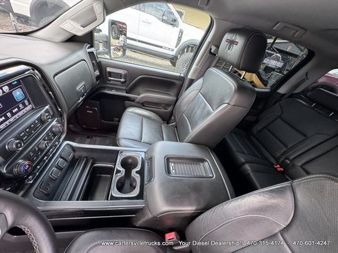 Used 2017 Chevrolet Silverado 1500 LTZ Z71 w/ LTZ Plus Package AWD/4WD image 29