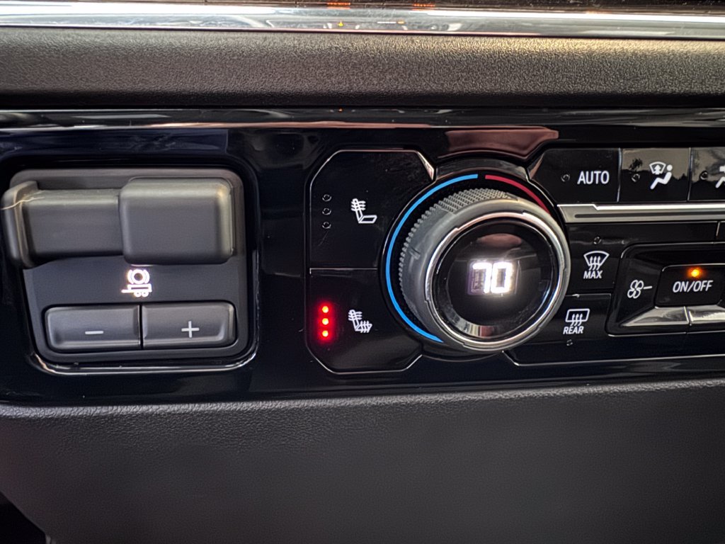 Certified 2023 Chevrolet Silverado 1500 RST AWD/4WD image 24