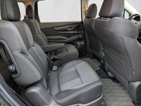 Certified 2024 Subaru Ascent Premium w/ Convenience Package image 21
