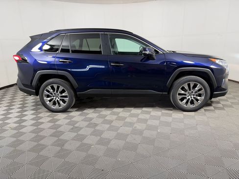 Used 2021 Toyota RAV4 Limited image 8