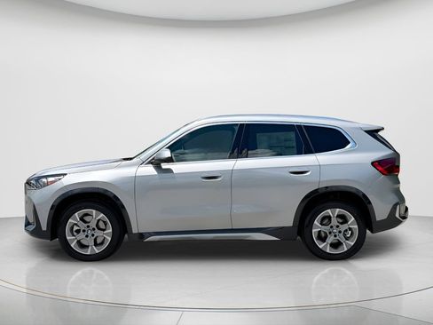 New 2026 BMW X1 xDrive28i w/ Technology Package AWD/4WD image 8