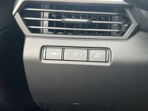 Certified 2023 Nissan Altima 2.5 SR FWD image 13