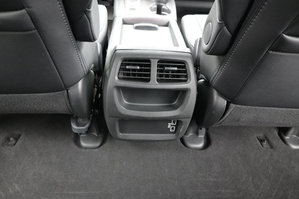 Used 2023 Honda Passport EX-L image 19