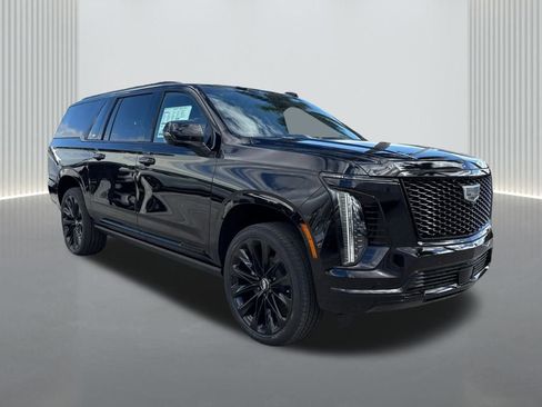 New 2026 Cadillac Escalade ESV Platinum Sport w/ LPO, ONYX Package image 3